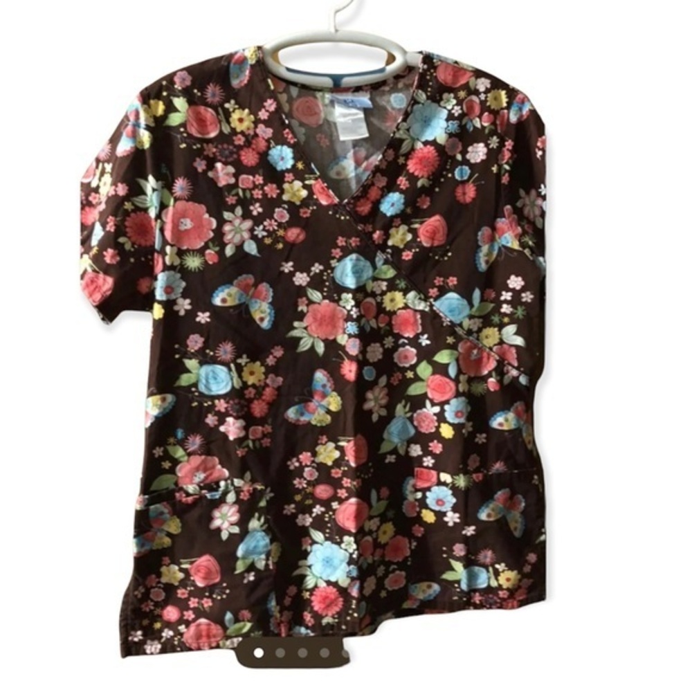 SB Scrubs Top Womens Size Medium Floral Pull Over V Neck Pockets